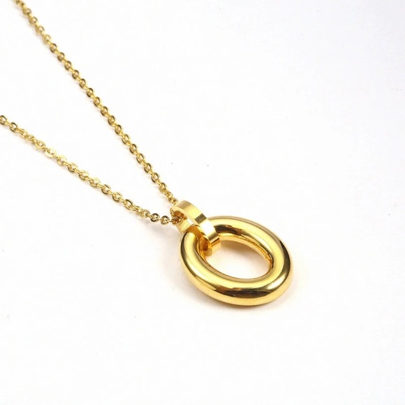 Simple Interlocking Necklace, 18KTGold/Platinum Plated - Picture 2 of 7